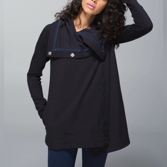 lululemon athletica Jackets & Blazers - 2014 Lululemon Savasana Wrap Jacket Coat Black Size 8 Rare Edition